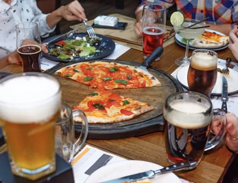 Online Ordering and Kiosks for Pizza Restaurants with Gift and CRM for Oracle Simphony POS